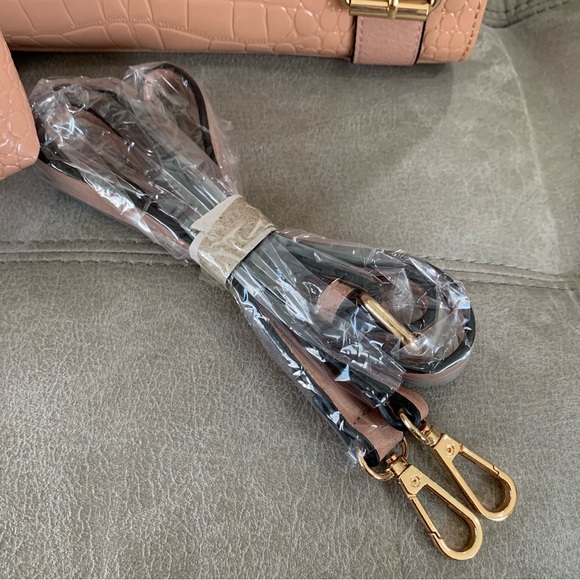 Peach Structured Satchel with Gold Accents - Picture 11 of 15